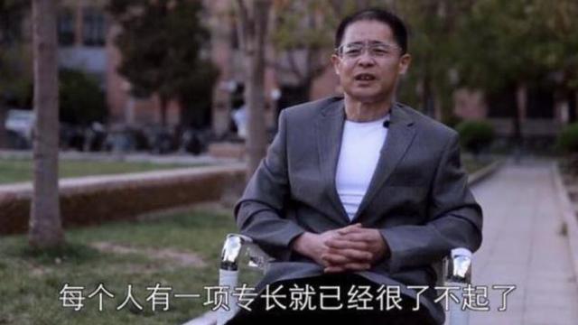 盘点明星家族，朴树父母是北大教授，杨幂一家是清华学霸，马伯骞一家简直绝了