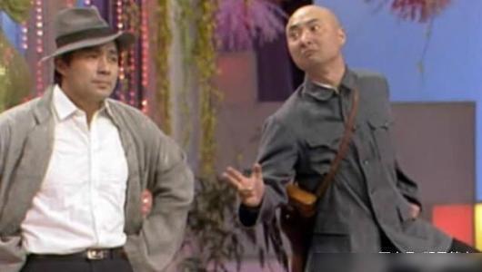 “陈小二”带着我们的青春回来了！告别小品的日子，他在做什么？