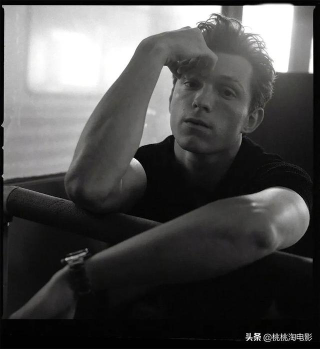 组图：小鲜肉变肌肉男，“蜘蛛侠”汤姆·赫兰德绅士风杂志大片