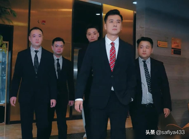 路哥代路翻拍网剧火出圈,亲自下厨招待大元父母变全能,网友羡慕