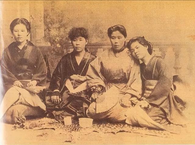 日本禁止AV,为何反对者却是女性?