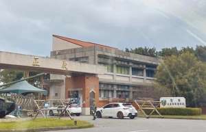 帅哥和美女上床(台军再爆丑闻役男邀未成年少女出游发生性关系挨告)