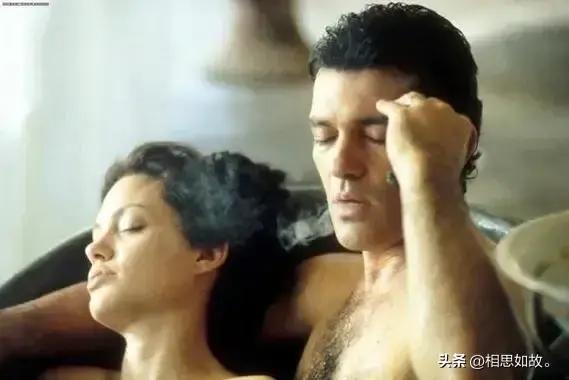 三部重口味欧美电影，大尺度黄暴恐怖经典老电影推荐