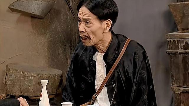 《地下交通站》中黑藤和野尻谁更适合当领导