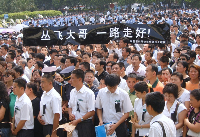 “复旦十八驴”事件11年：那一刻，18名大学生冷漠的样子让我心寒