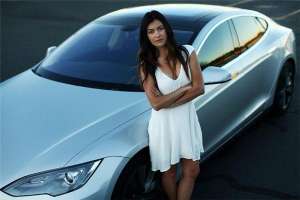 皮皮哥(真皮太罪过，特斯拉开始提供人造革内)