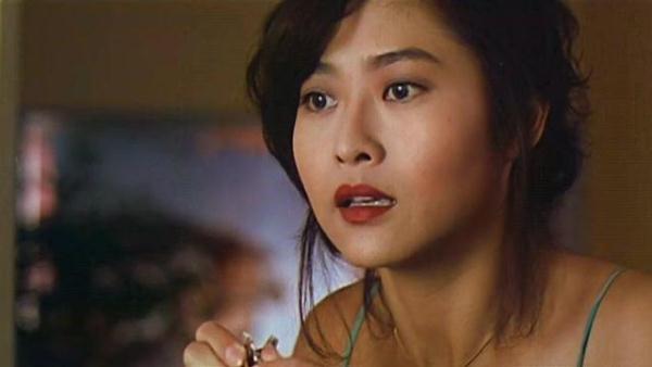 她被誉为香港四大美人之一,19岁女儿竟长这样