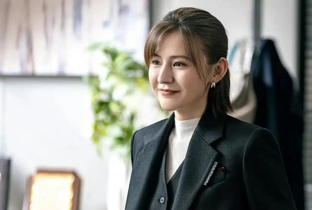 《无所畏惧2》夏舒查到的这个秘密，成为扳倒许卓、方丽虹的关键