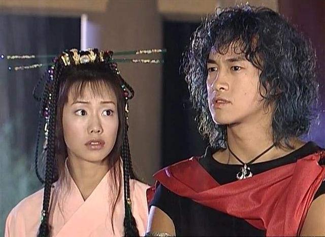 丑女硬演美女，台词羞耻做作，洗脑神剧《风云》魔性又上头