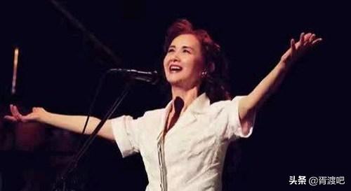 她是日本人却撑起了半个华语乐坛，所创歌曲前无古人难有后来者
