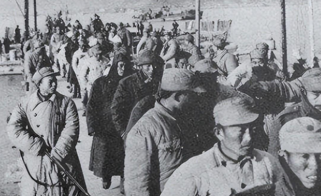 500万解放军近一半是俘虏,不怕他们投降吗?毛主席这三招太高明