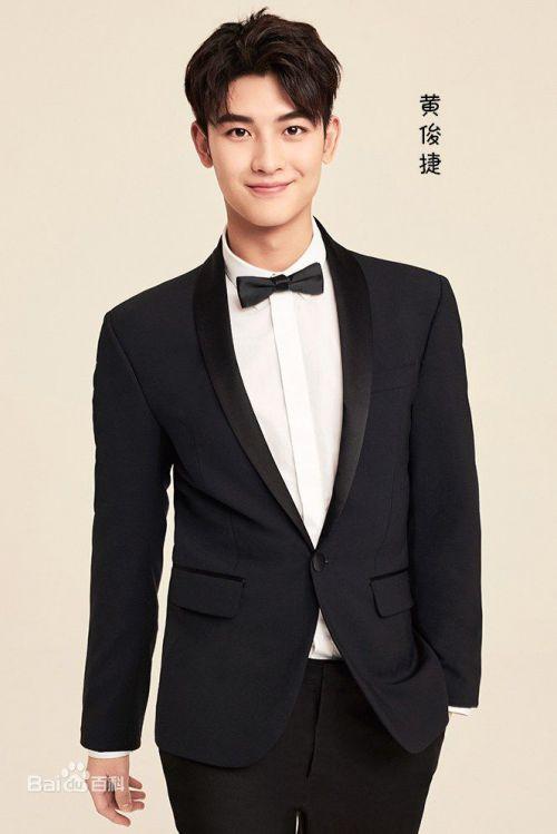 盗墓笔记重启铁三角分别是谁 历届铁三角PK你喜欢哪对？