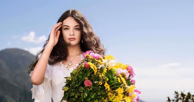 全球最性感女神!她是无数欧美直男的性启蒙,56岁美艳依旧
