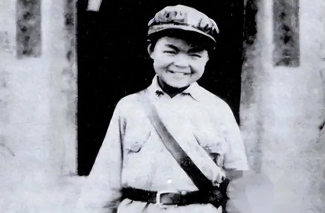 最小红军向轩：7岁参军，9岁走长征，1955年时被授予了这个军衔