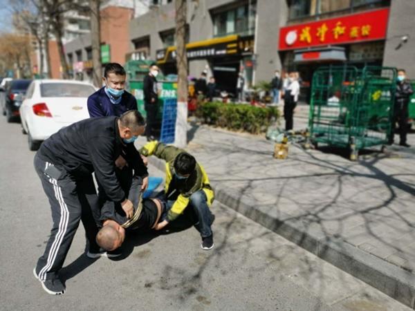 平均年龄接近55岁的“老汉缉毒队”：履职不敢稍歇