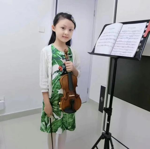 小戏骨版《红楼梦》的林黛玉16岁了！身高173，还已成古偶剧女主