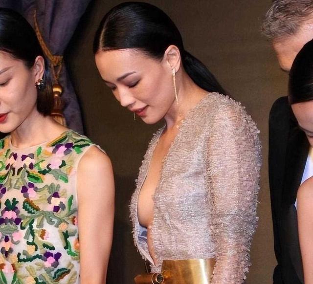 舒淇成名史：19岁全裸写真，20岁一脱成名，性感女神崛起之路