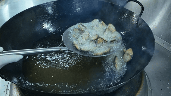 顶飞锅盖,山东这道菜什么来头?