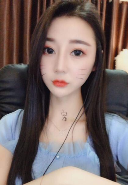 榜一大哥又豪又傻吗:谈谈打赏美女主播的那些套路