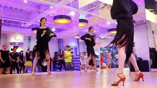 “国标女王”刘真病逝,年仅44岁:不辜负自己的活法,只有一种