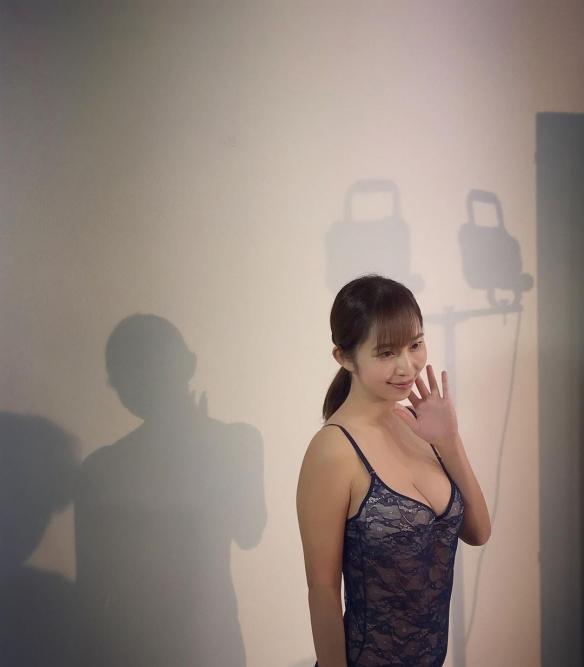 大姐姐超治愈！岛国气质女主播“盐地美澄”美照赏