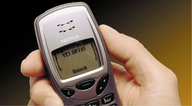 通缉犯“红桃5”：潜逃16年混成佛门高僧，袈裟中藏70万现金