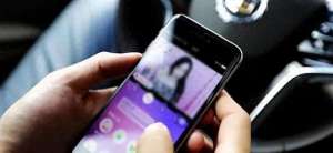 女主播收土豪2万元(丈夫打赏女主播1600万妻子要不回钱,原罪在哪?)