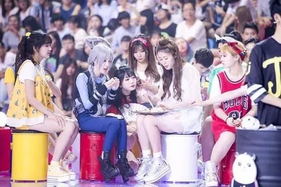 开扒湖南卫视新综艺《夏日甜心》,主持花旦谢娜吴昕沈梦有危险了