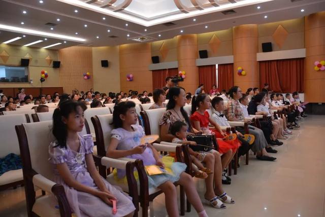 广西广播电视台小主播2019春季学期汇报演出完美落幕