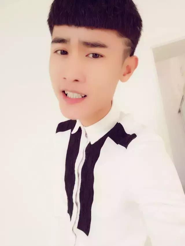 主播的秘密丨犯二就是兮航的模样