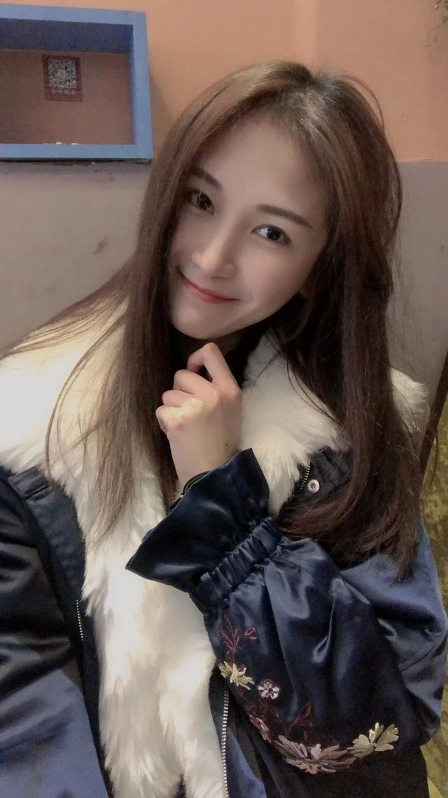 榜一大哥又豪又傻吗:谈谈打赏美女主播的那些套路