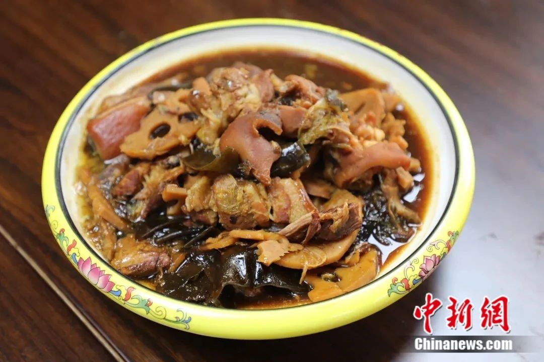 顶飞锅盖,山东这道菜什么来头?