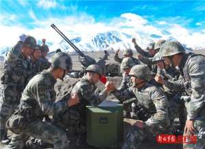 女主播打野战 mp4(砺兵雪域，这个旅的野战文化“有看点”)