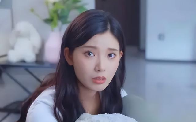 新晋女神“浩浩妈”,身材火辣性感颜值超高,话题破2.7亿播放量