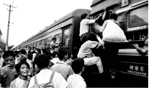 通缉犯“红桃5”：潜逃16年混成佛门高僧，袈裟中藏70万现金