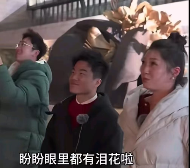 美爆！与辉同行盼盼个人宣传片，美貌与智慧并存的吃货，人见人爱