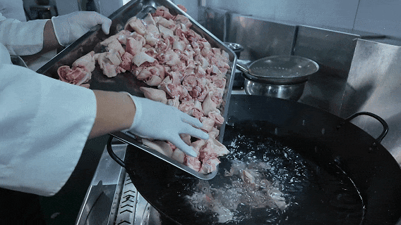 顶飞锅盖,山东这道菜什么来头?
