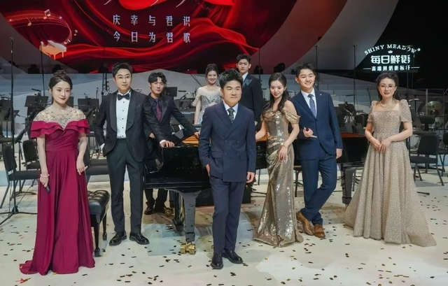 美爆！与辉同行盼盼个人宣传片，美貌与智慧并存的吃货，人见人爱