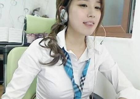 围观丨五年级小学生狂撩网络女主播：做我的女人，我养你！