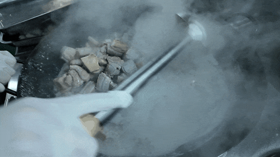 顶飞锅盖,山东这道菜什么来头?
