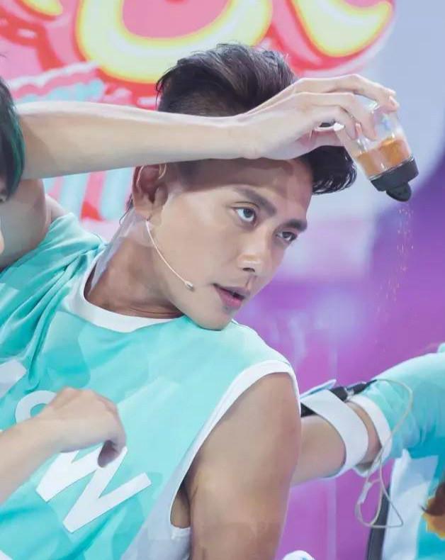 开扒湖南卫视新综艺《夏日甜心》,主持花旦谢娜吴昕沈梦有危险了