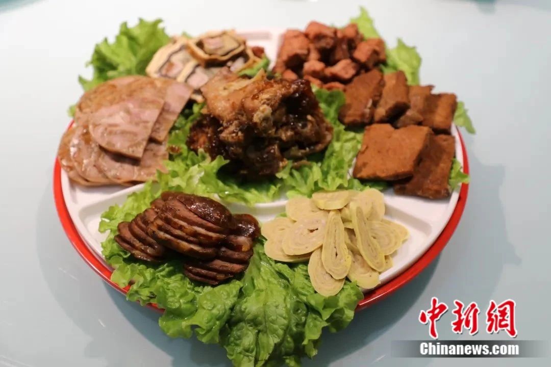 顶飞锅盖,山东这道菜什么来头?