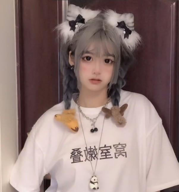 女网红意外火出圈,一月涨粉700万,九天狐却直言还不如卷卷好看