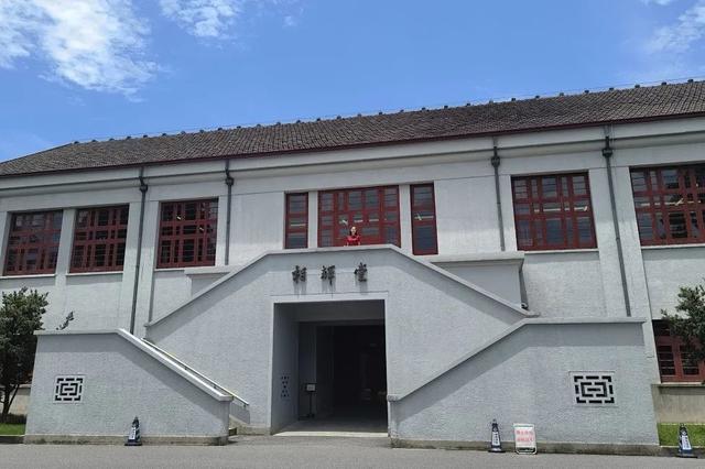 人气女主播惊现复旦？带你解锁魔都文旅新体验→