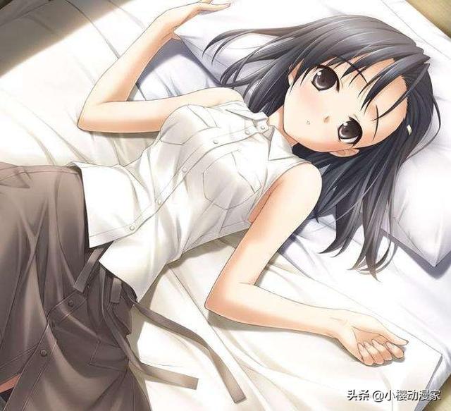 某女子花三十万整容，看完前后对比，终于明白宅男喜欢二次元原因