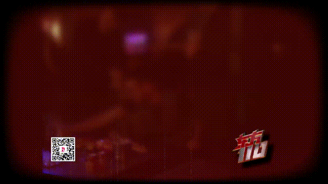 43岁女子酒吧找00后男模,3个月花光450万公款!被抓后她说……