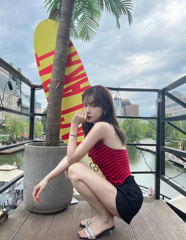 美娜 腾讯体育NBA女主播