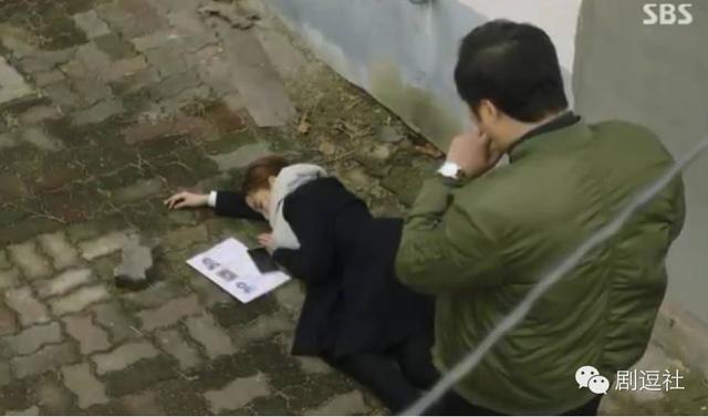 专注正义女神三十年的朴敏英这次又来《Remember》帮倒忙