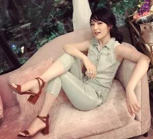 “最美女主持”王冠华丽回归？315晚会上的她，究竟是何方神圣？