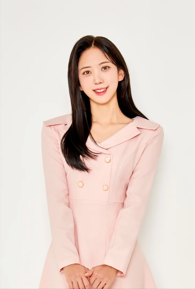 韩国28岁女主播自杀留17页遗书 背后藏着“韩财”怎样的黑暗？